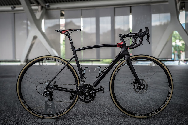 Fenix SLX Disc - The New Road Bike from Ridley