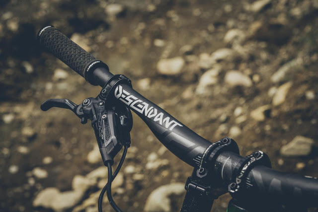 Truvativ launched the New DESCENDANT Carbon DH Riser Handlebar