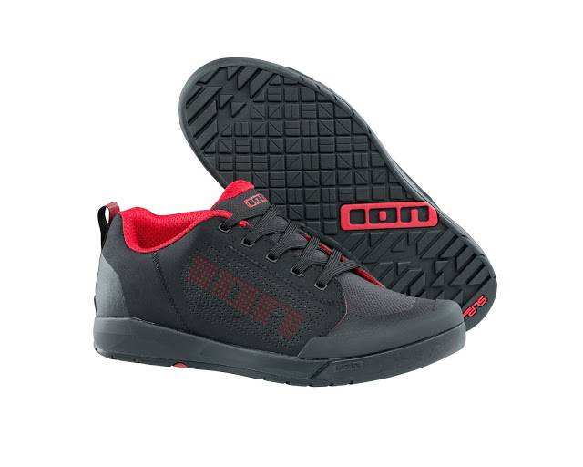 New Raid_Amp Flatpedal Bike Shoes from ION