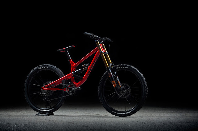 Commencal launched the 2017 Furious DownHill Bike