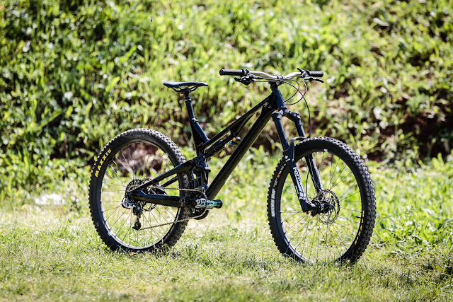 Unno Burn – Factory Racing Bike Check