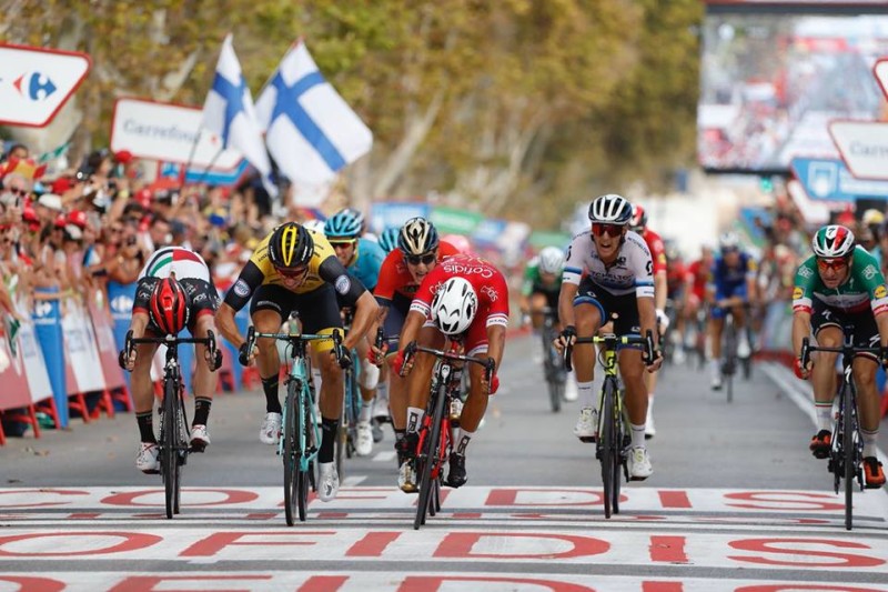 Victory of Nacer Bouhanni in La Vuelta Stage 6