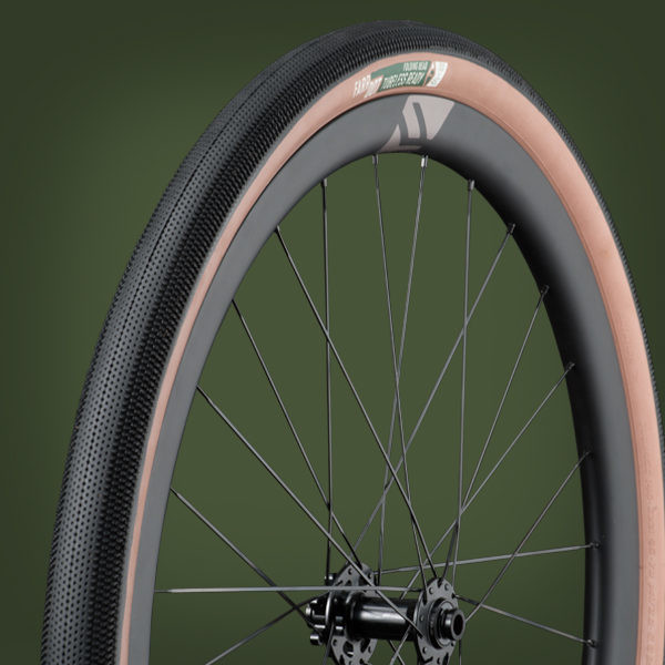 Looking for Tubeless Ready Gravel Tyres? The New Farr Dot Gravel Tyre