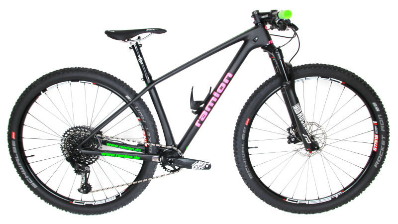 The New Lupus2 is Here. With 960 g Frame and Boost Standard