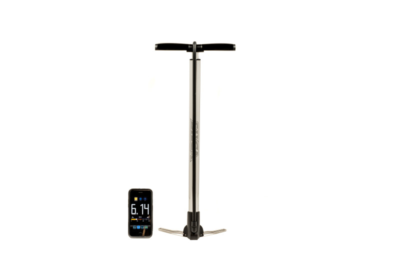 SILCA Introduces Compact VIAGGIO Travel Pump With Bluetooth® Enabled Gauge