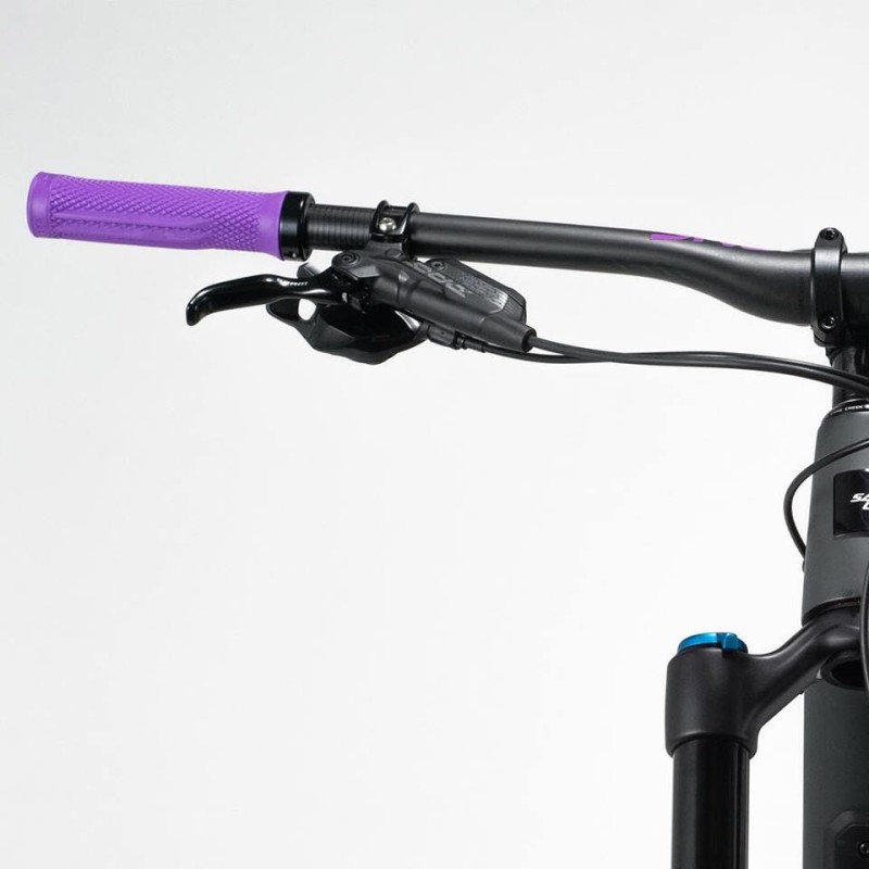 The New OneUp Lock-on Grips