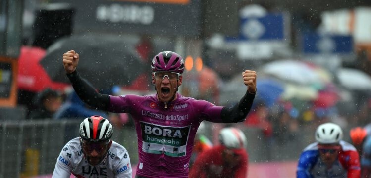 Second Stage Victory for Pascal Ackermann on the Fifth Stage of the Giro d'Italia