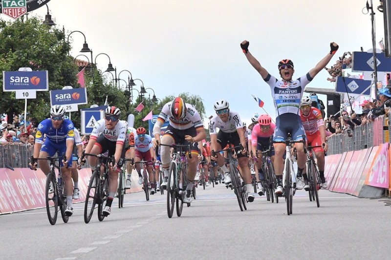 Cima Wins Stage 18 of the Giro d'Italia, Carapaz Retains the Maglia Rosa