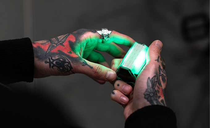 Makers of Rayo Launch DAZE—The World’s Fastest Charging AI Wearable Light on Kickstarter