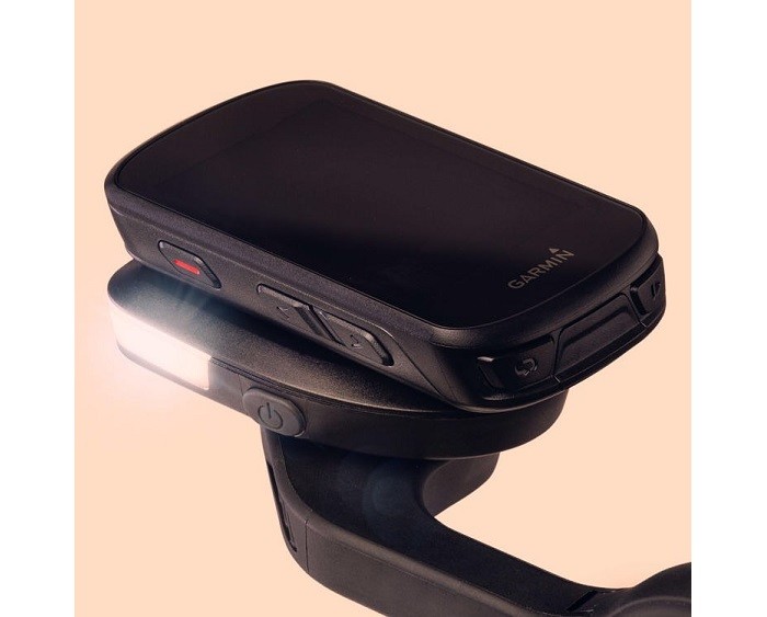 New and Improved! The Fabric Lumaray V2 Now Fits both Garmin or Wahoo Devices