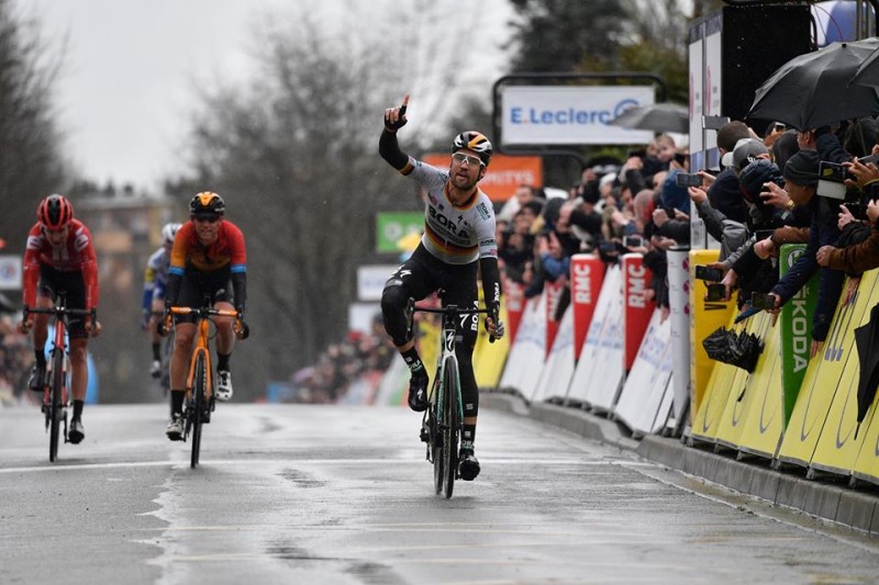 Stunning Paris-Nice Opener for German National Champion as Maximilian Schachmann Takes Sprint Win and Leader’s Jersey on Stage 1