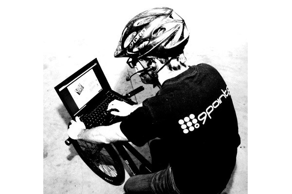 Job Offer by 9point8 - Customer Service Agent: English