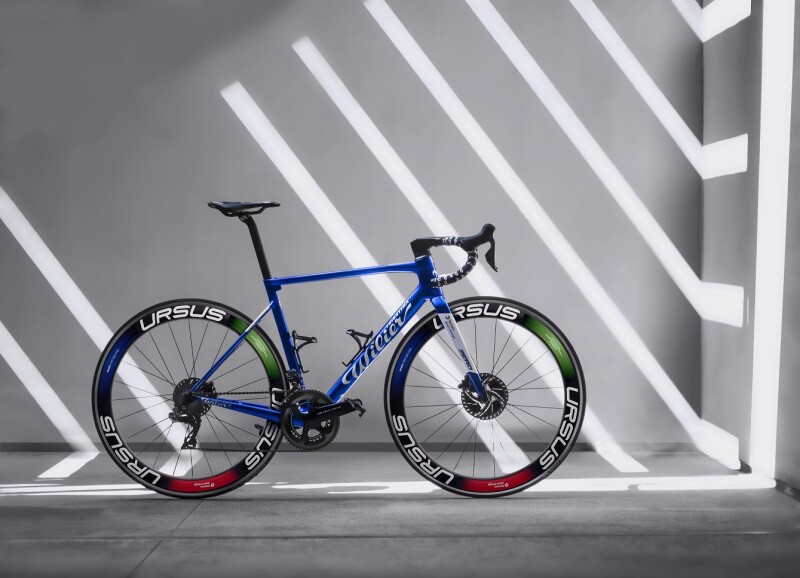 Ursus and Team Total Direct Energie, Special Wheels to Celebrate the Renaissance of Cycling