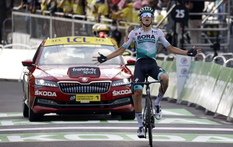 Lennard Kämna Conquers with Career Best Performance After Commanding Win on Tour de France Stage 16