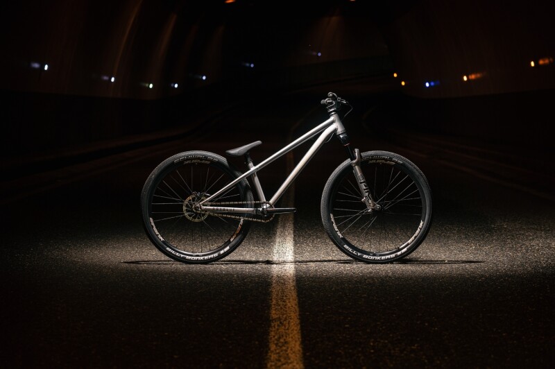 Commencal Launched the New Absolut Dirt Bike