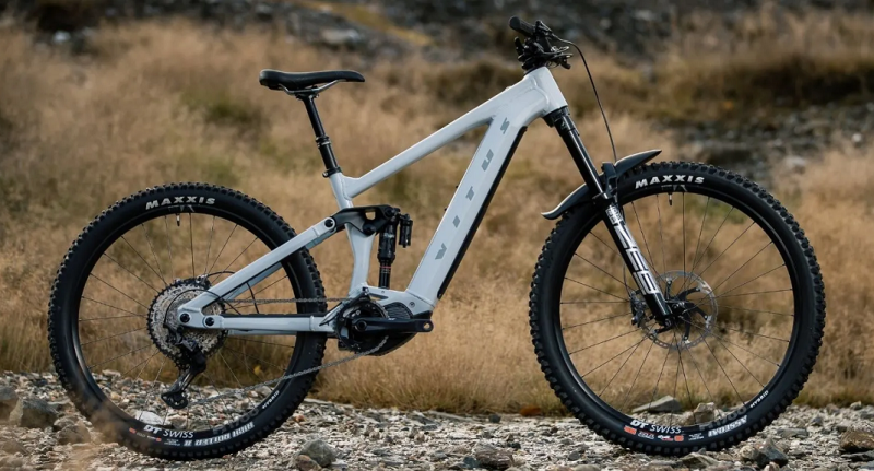 Further, Faster, Longer. The 2021 Vitus E-Sommet