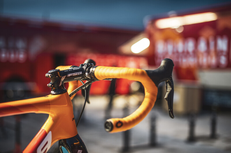 Team Bahrain Victorious Chooses FSA & VISION Components for the 2021 Season