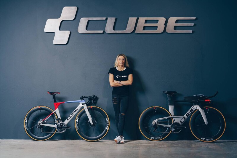 Lucy Charles-Barclay Signs with Cube