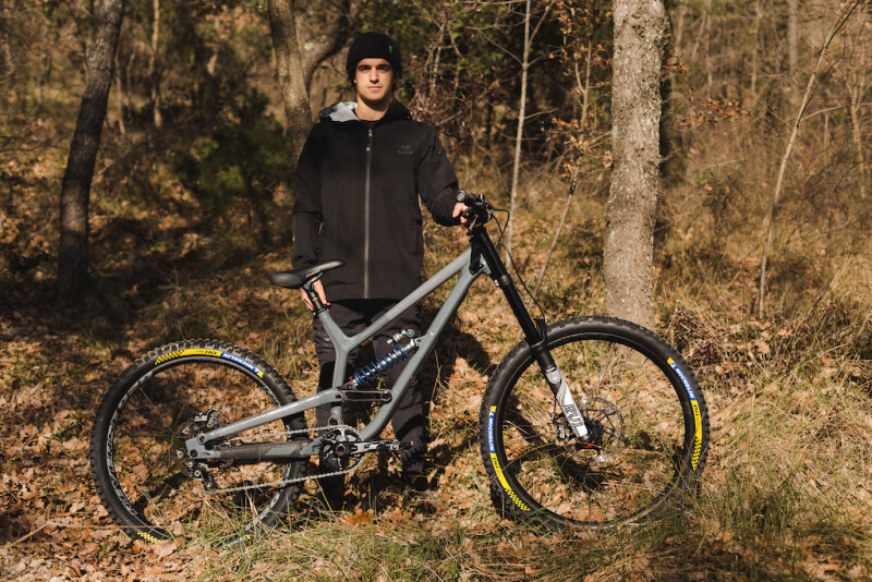 X-Fusion Shox Welcomes Adolf Silva to the Team
