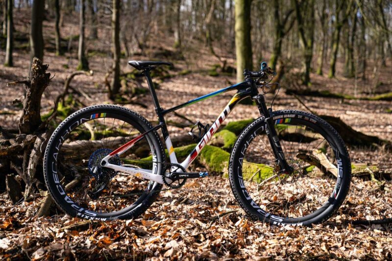 Introducing: Giant XtC Advanced SL 29 World Champion Edition Frameset