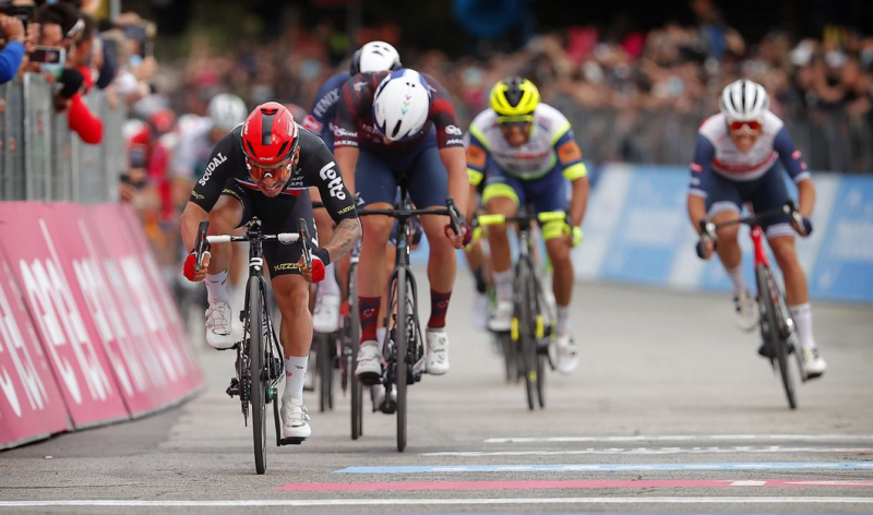 Caleb Ewan Strikes Again at the Giro d’Italia