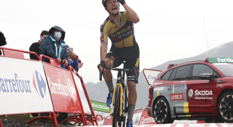 Double Victory for Strong Roglic on Lagos de Covadonga