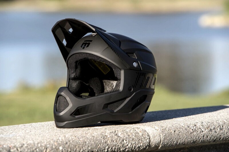 There’s a New Mongoose Helmet in Town! Title Full Face Helmet