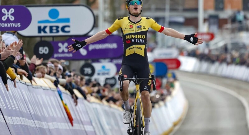 Van Baarle Soloes to Victory in Omloop Het Nieuwsblad After Great Team Play