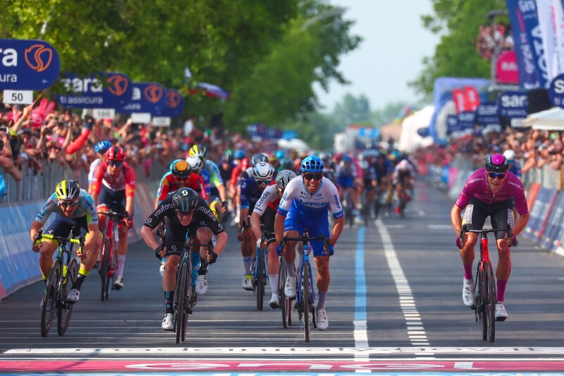 Team DSM and Alberto Dainese Power to Giro d’Italia Sprint Win