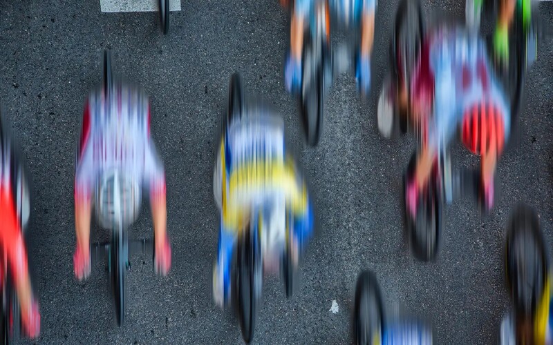 Article by Siroko Tech: Most Extravagant Team Jerseys from Tour De France History