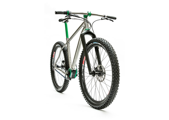 New MCM Titan Pinio 27,5" Plus from Kocmo Titan Bikes