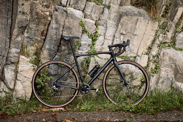 Introducing the BMC Roadmachine X, New all-rounder for endless Adventure rides
