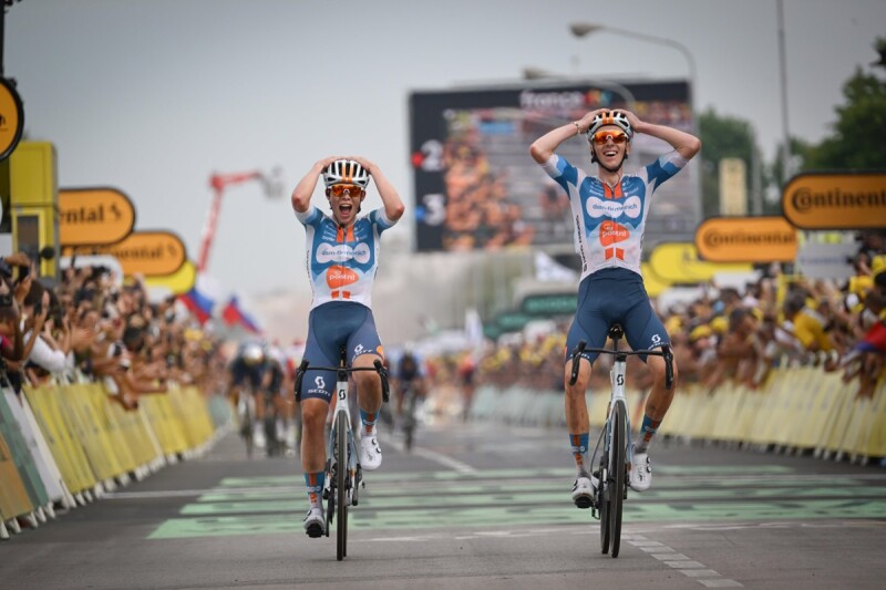 Team dsm-firmenich PostNL masterclass, epic 1-2 and yellow jersey on opening Tour de France stage