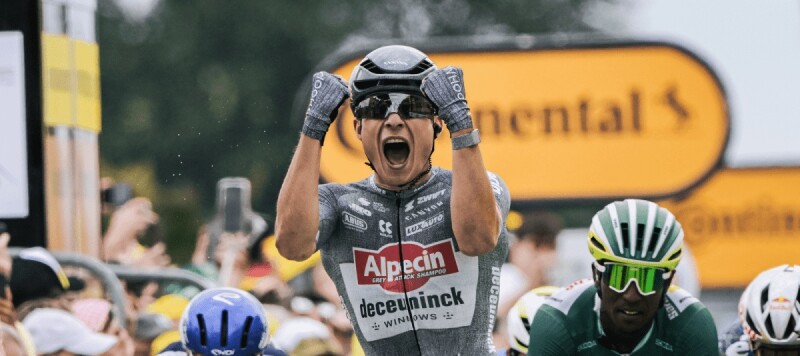 Philipsen delivers Stage 10 win in Saint-Amand-Montrond